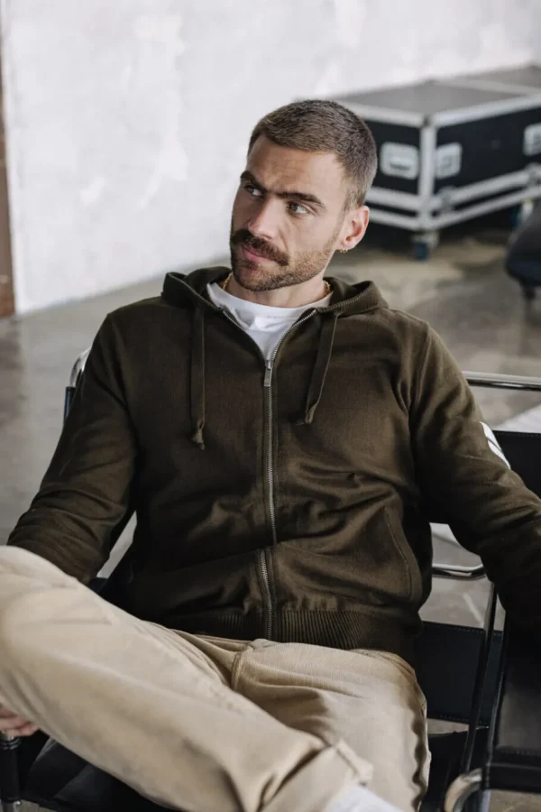 Freeman T. Porter Pull & Sweats*Lyam Conwy