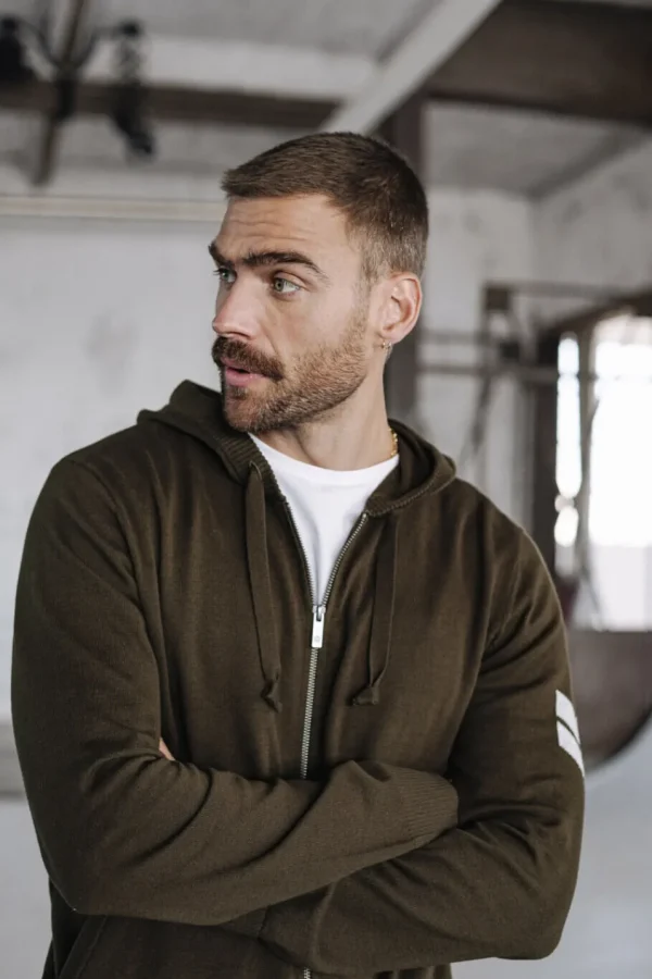 Freeman T. Porter Pull & Sweats*Lyam Conwy