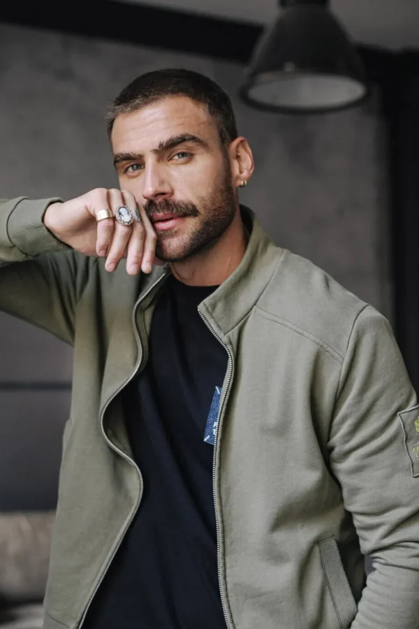 Freeman T. Porter Pull & Sweats*Sully Snug