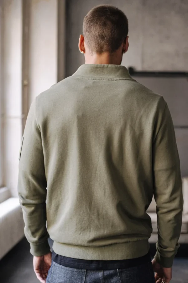 Freeman T. Porter Pull & Sweats*Sully Snug