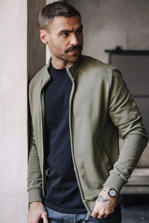 Freeman T. Porter Pull & Sweats*Sully Snug