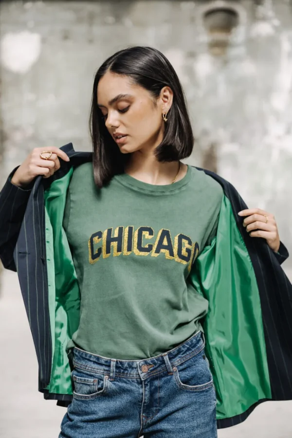 Freeman T. Porter T-Shirts*Suria Chicago Outline