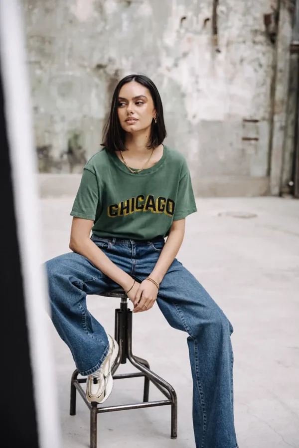 Freeman T. Porter T-Shirts*Suria Chicago Outline