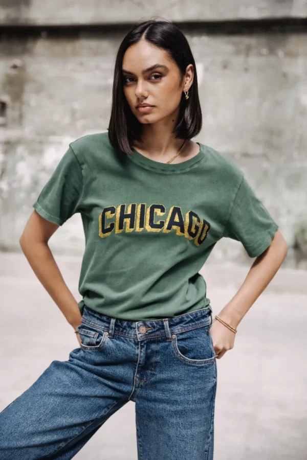 Freeman T. Porter T-Shirts*Suria Chicago Outline