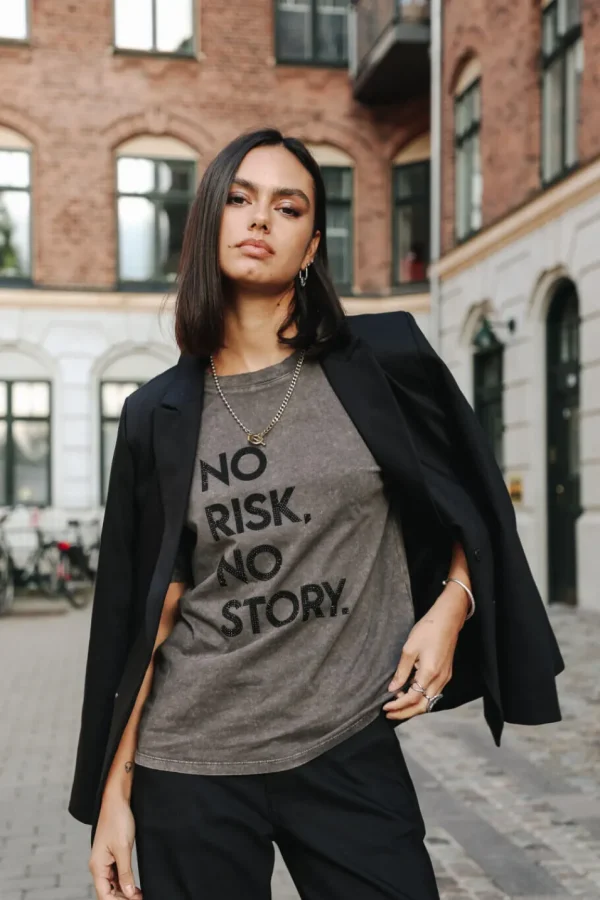 Freeman T. Porter T-Shirts*Suria Message
