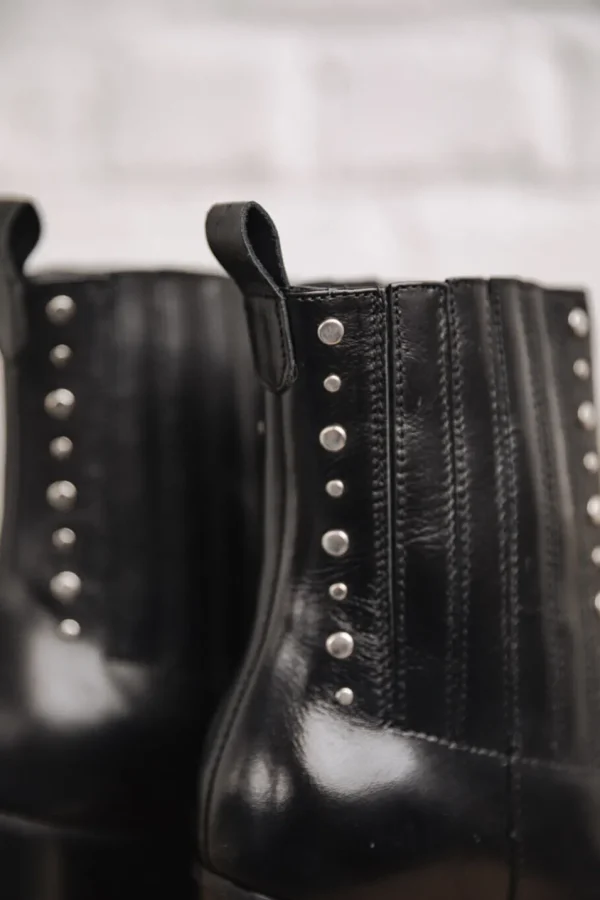 Freeman T. Porter Chaussures*Teresa Pine Studs