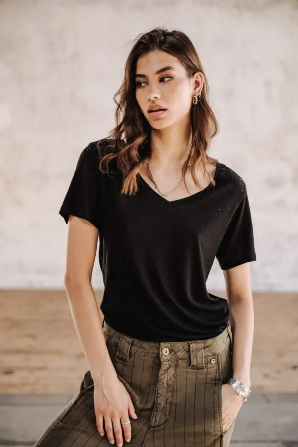 Freeman T. Porter T-Shirts*Tressia Gemstone